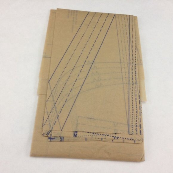 McCalls Pattern M8129 Misses Comic Book Villian Costumes Uncut 14 16 18 20 22 - Picture 8 of 9